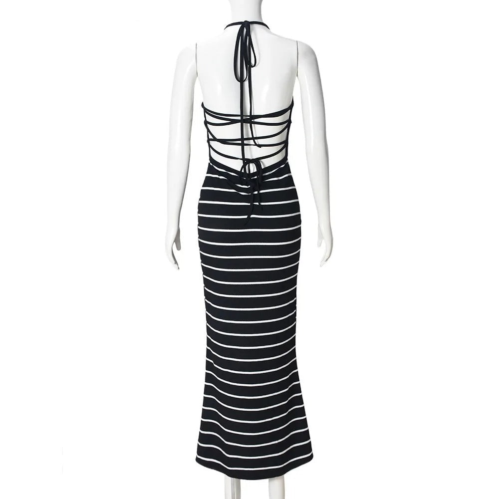 Black and White Striped Halter Neck Bodycon Maxi Dress β Sleeveless Slim Fit Evening