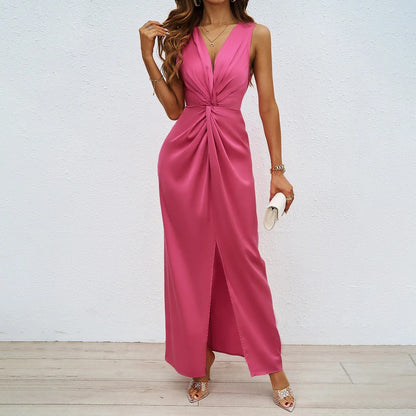 Elegant Deep Rose Satin Ruched V-Neck Sleeveless Evening Gown with Front Slit